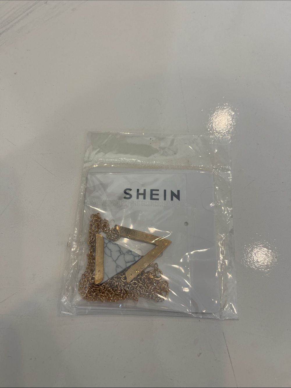 SHEIN Gold Triangle Pendant Necklace with White Marble Inlay